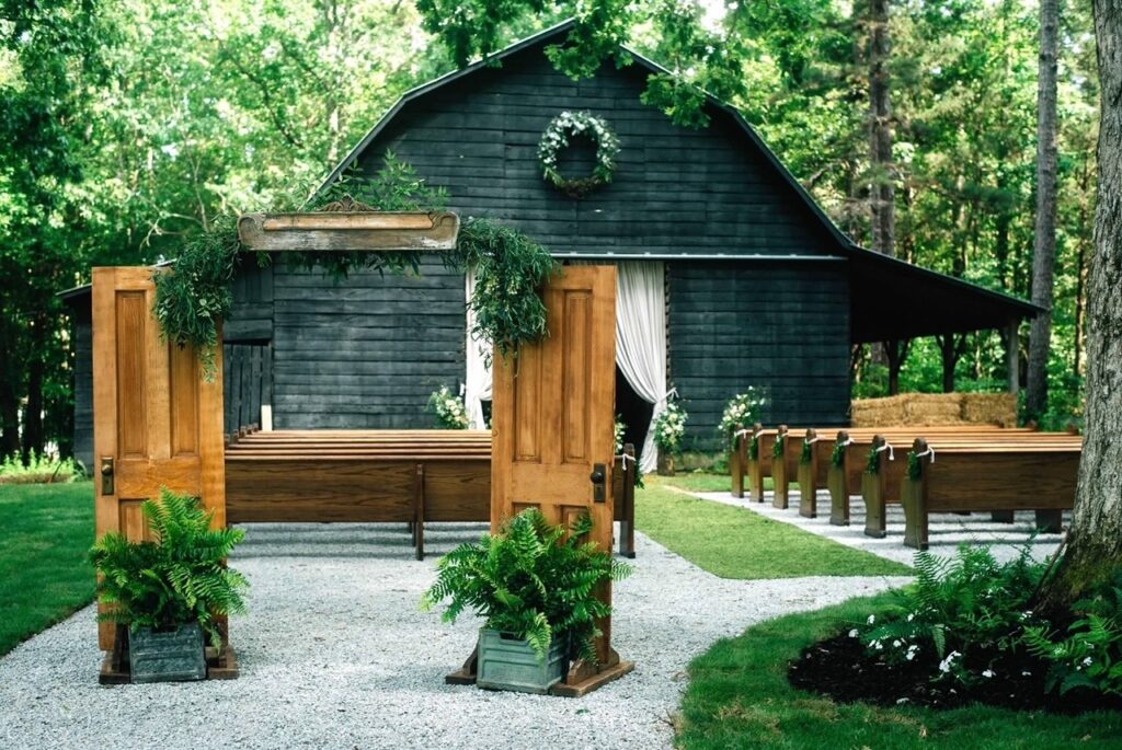 outdoor barn wedding 